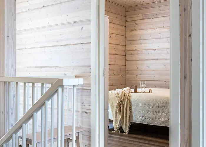 Levissa By Hilla 列维